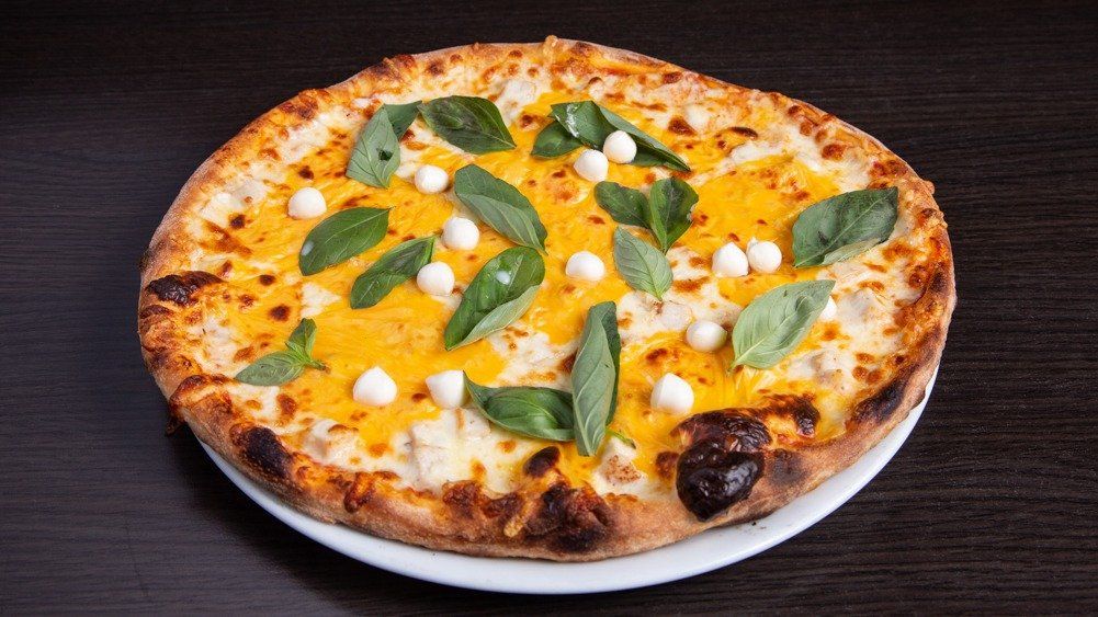 24. Cheddar pizza