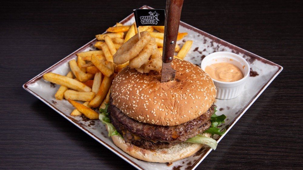 35. Chill & Grill burger