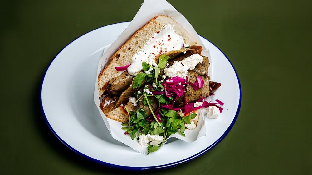 Yrttilammas leipäkebab