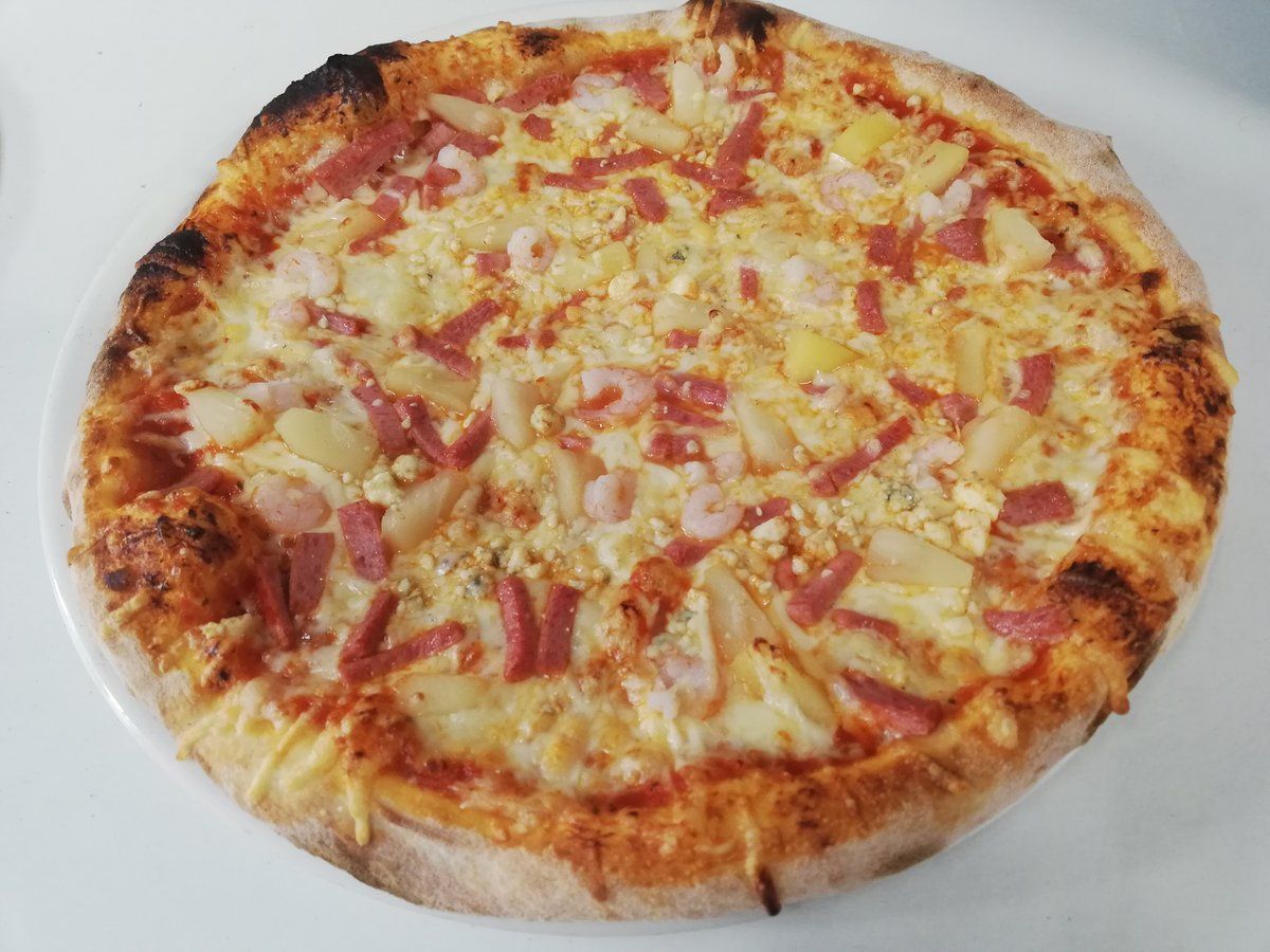 Julia perhepizza