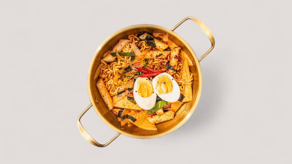 Tteokbokki And Gimmari