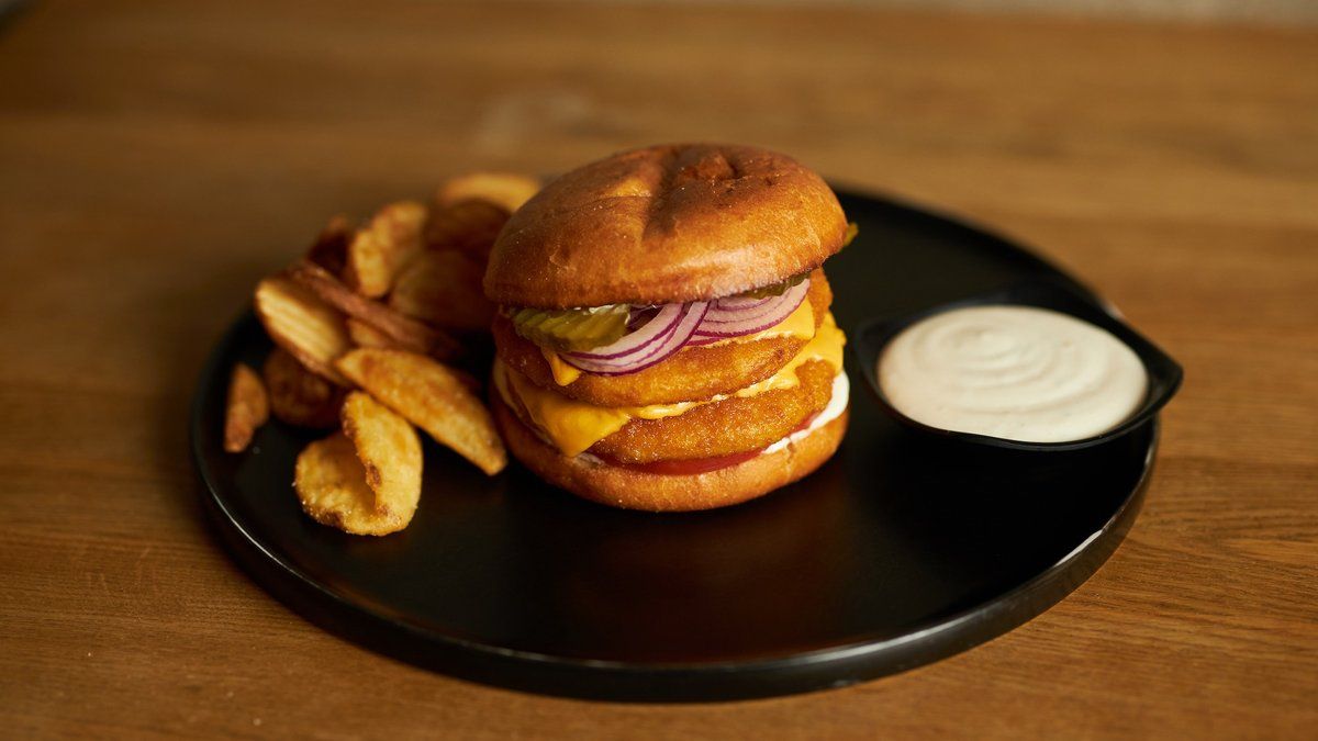 NO-CHICKEN CHEESE BURGER