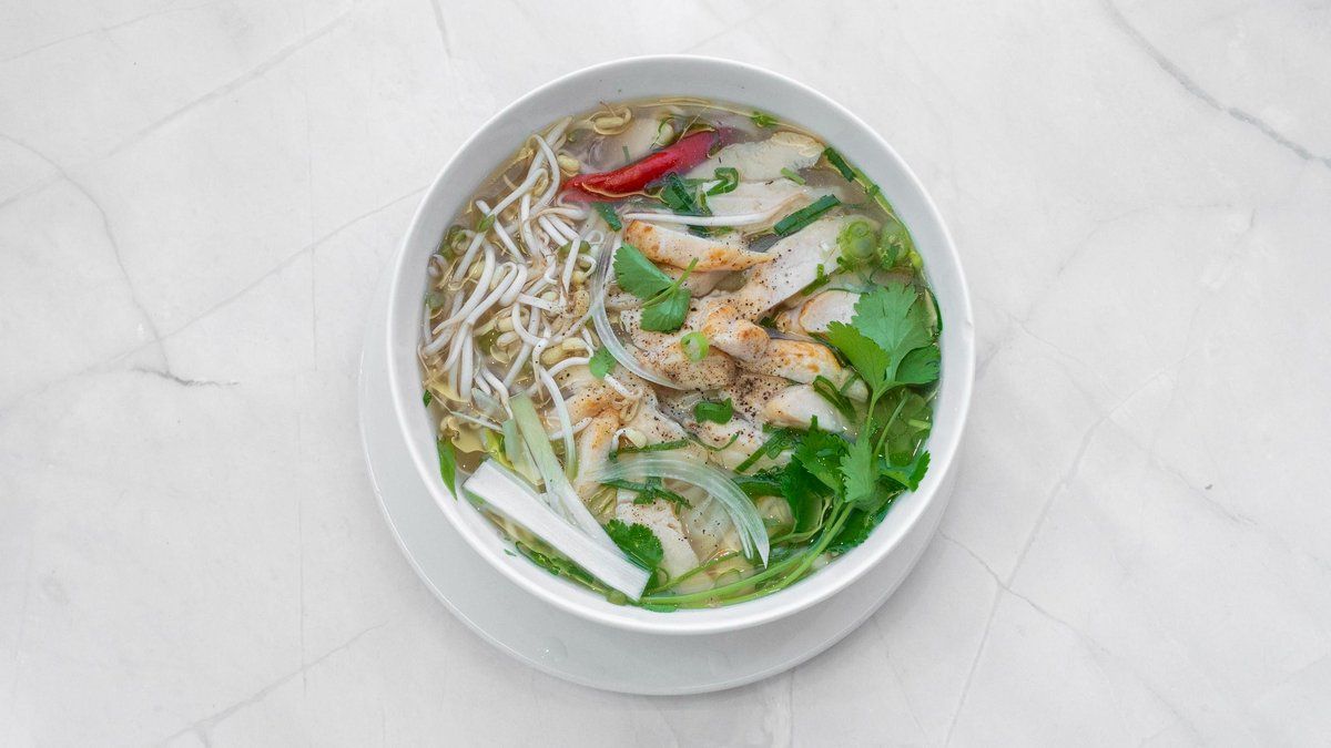 Kana Nuudeli Keitto - Phở Gà (G)