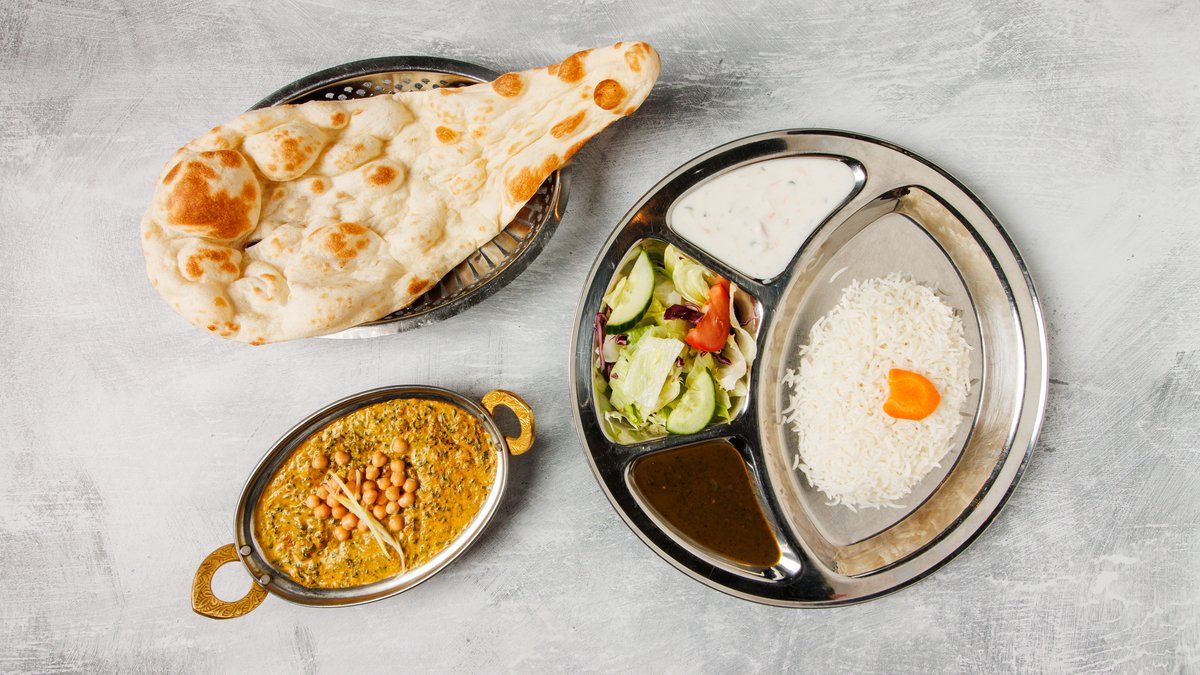 27. Saag Chana
