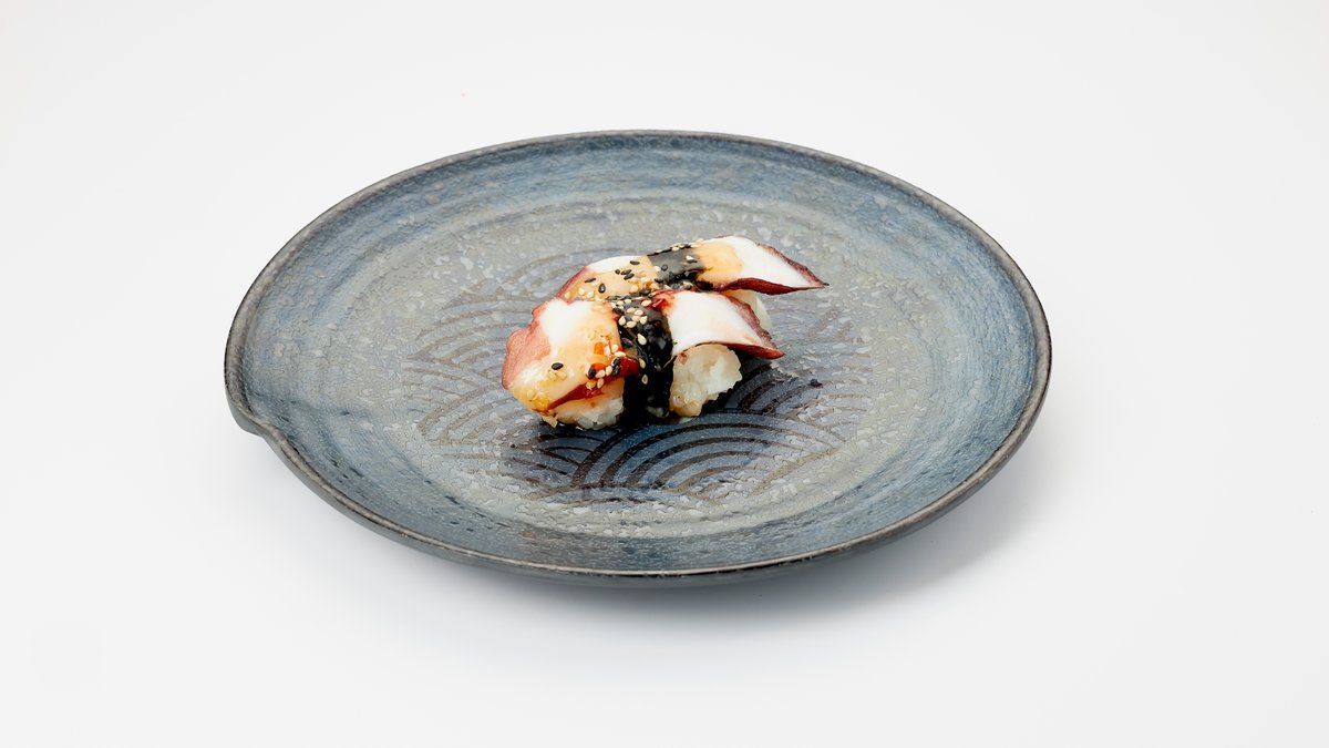 N4. Octopus nigiri