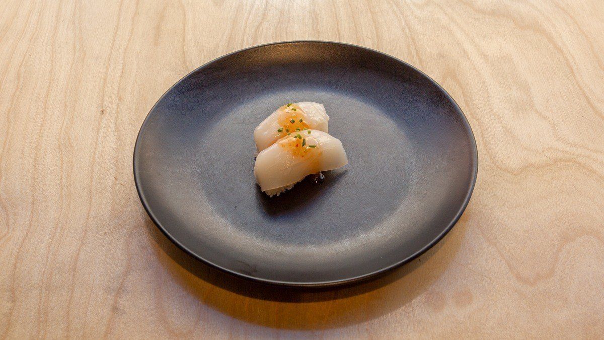 N5. Squid nigiri