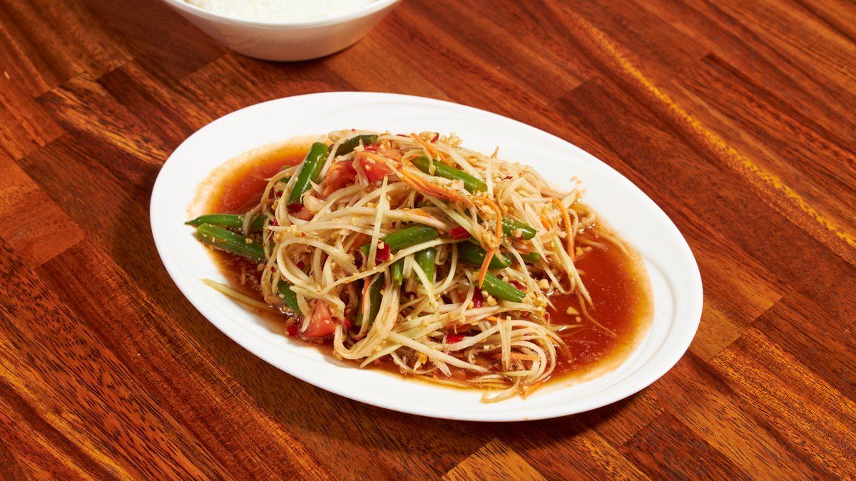 4. Som Tum Thai