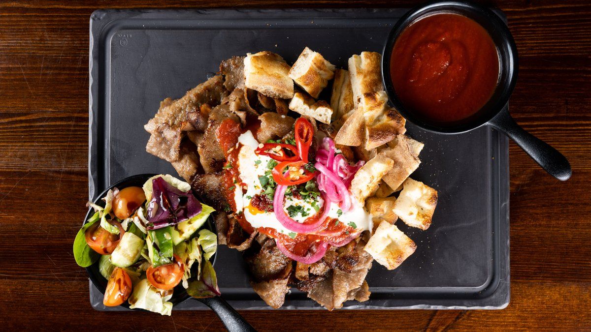 Iskender kebab