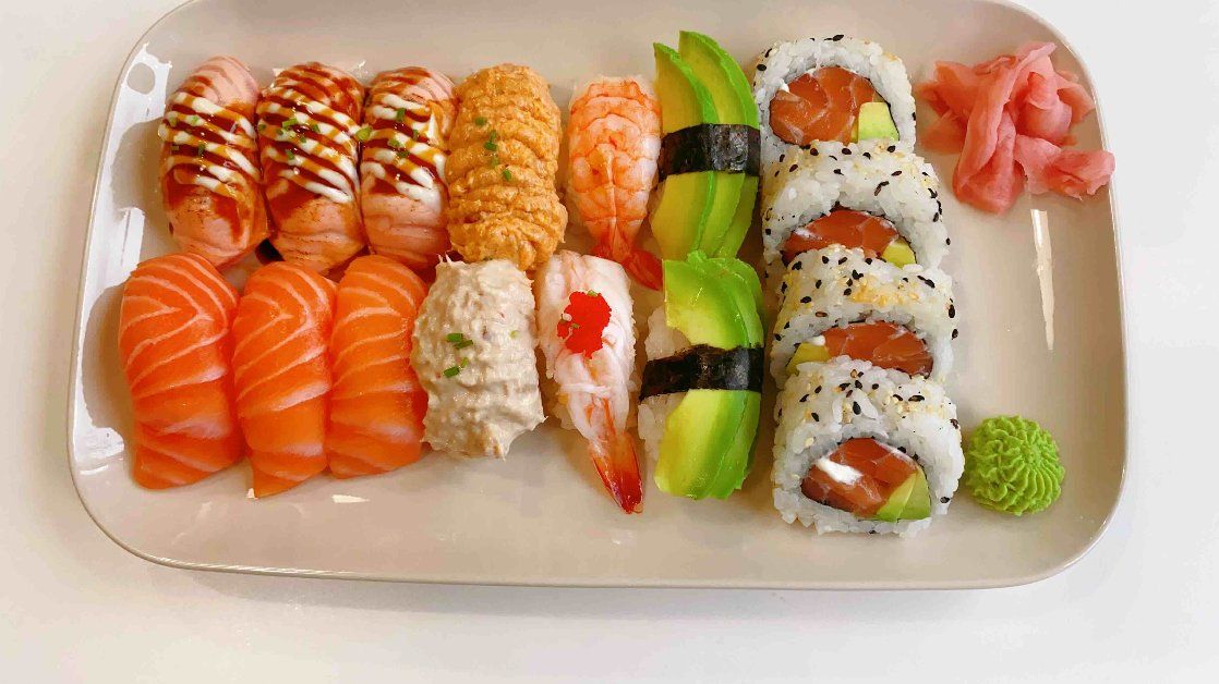 S27. Sushisetti 16KPL