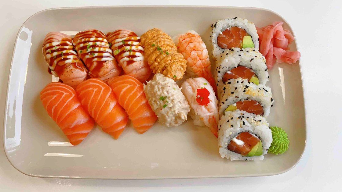 S28. Sushisetti 14kpl