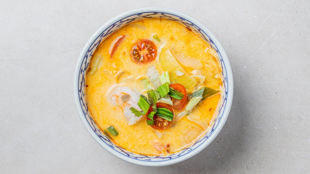 15. Tom kha het 🌶️