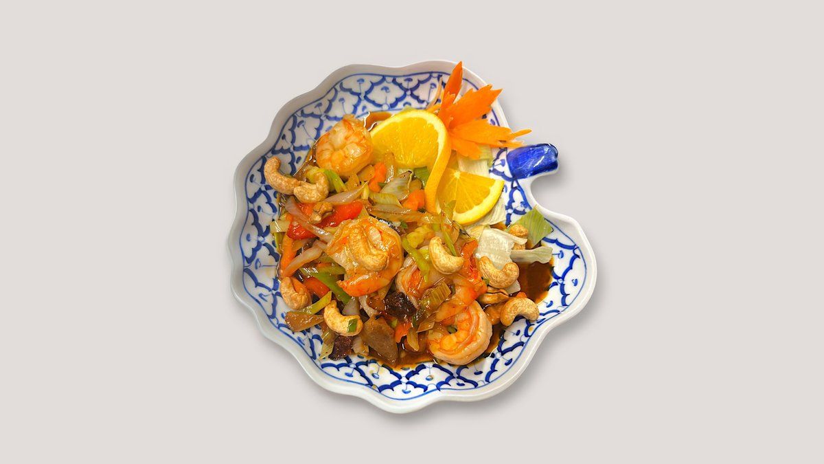 82. Goong phad metmamuang 🌶️