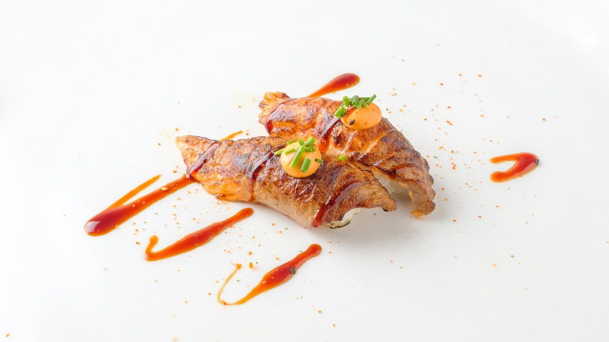 Kabayaki salmon Nigiri 2pcs