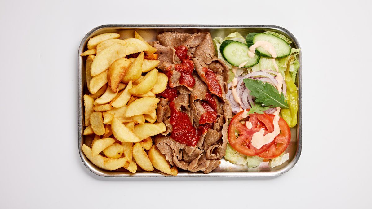 Vöner® lohkoperunoilla