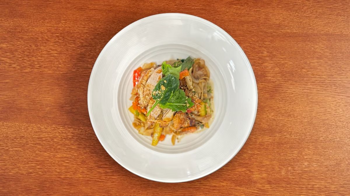 Pad Kee Mao (ผัดขี้เมา)