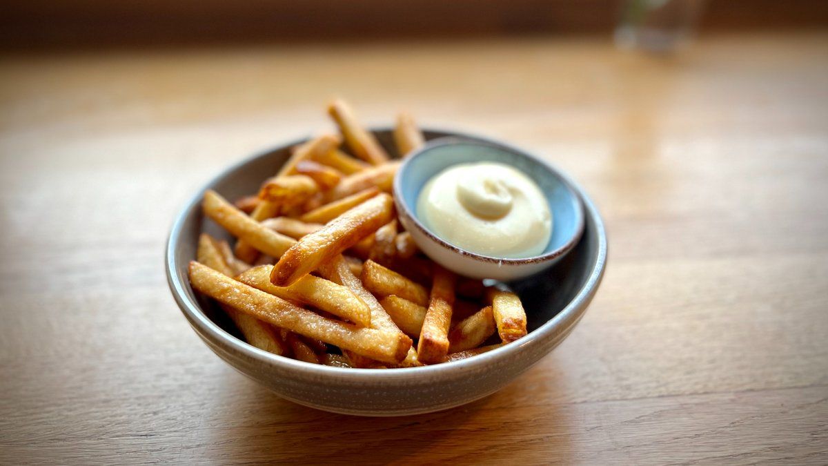 FRENCH FRIES & AIOLI