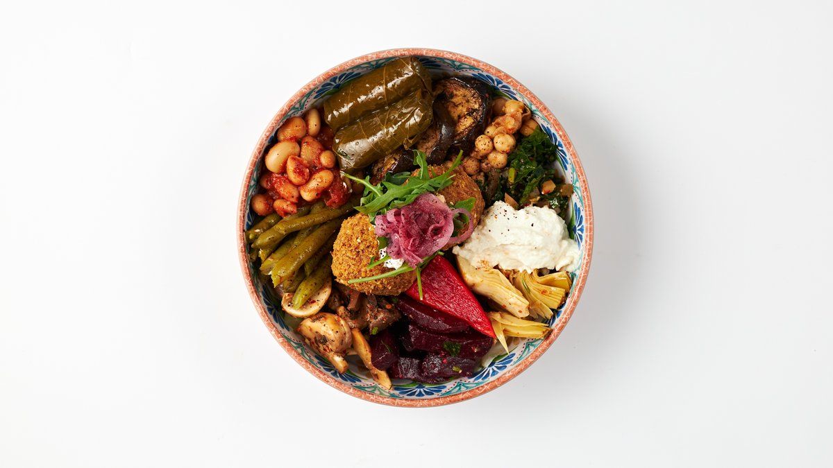 Falafel-salaatti