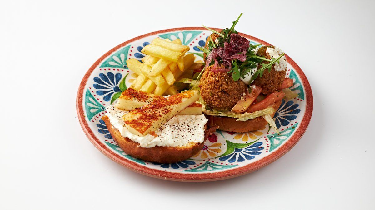 Falafel burger