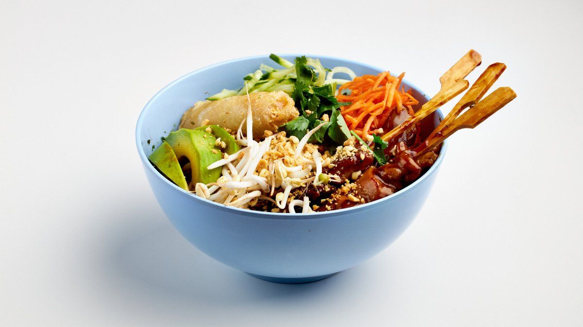 Chicken skewer salad