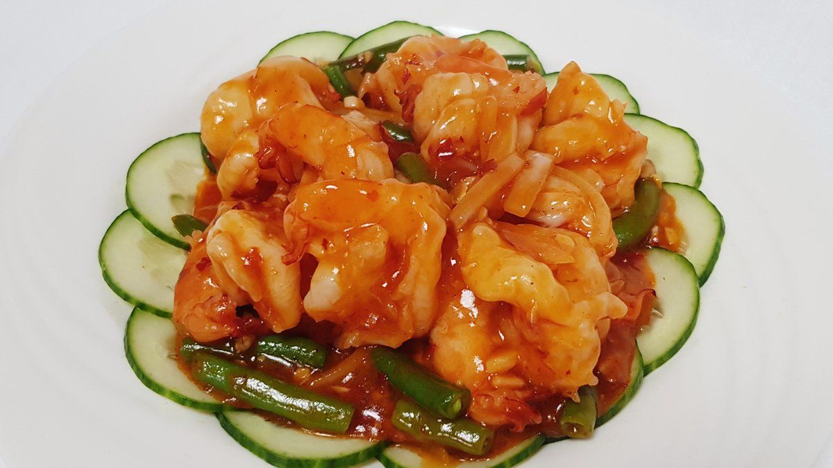 24. Jättikatkarapuja chilikastikkeessa 🌶️