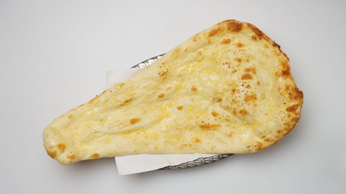 Valkosipuli naan