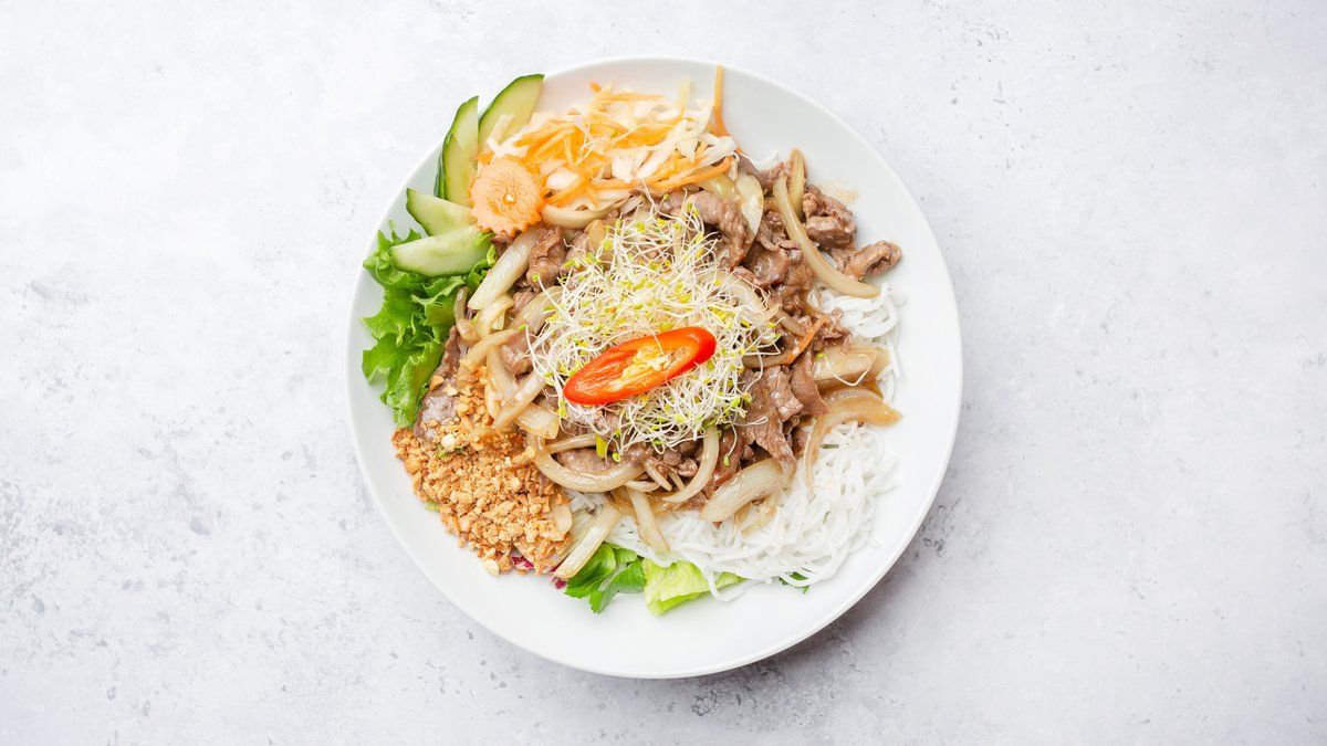 5. Bún Bò