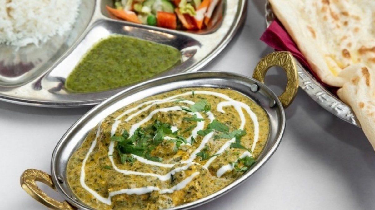 23. PALAK PANEER (Saag paneer) (G)