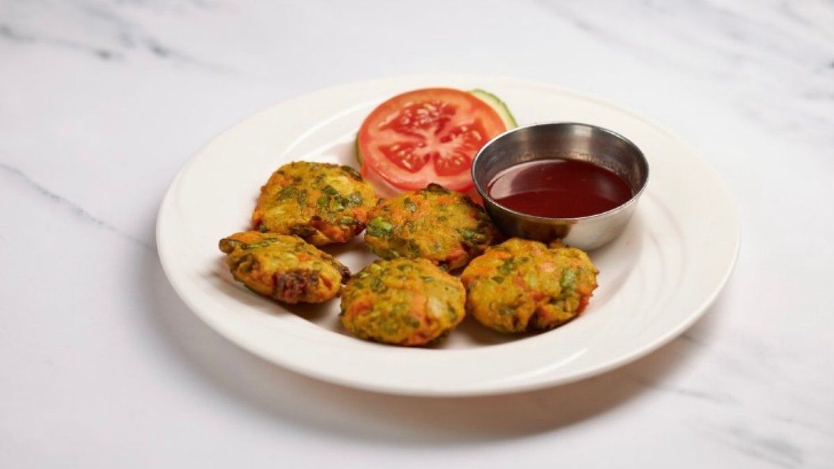 3. VEGETABLE PAKORA (G,L,V)