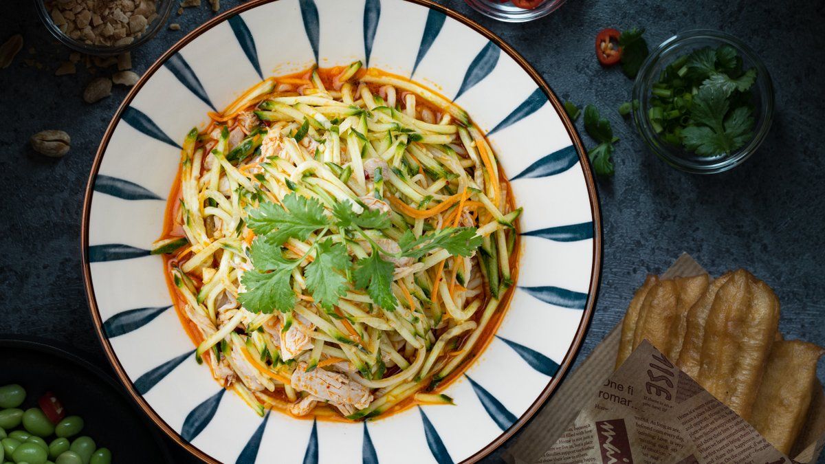 022. Noodles with Shredded chicken in peanut sauce(L,K)