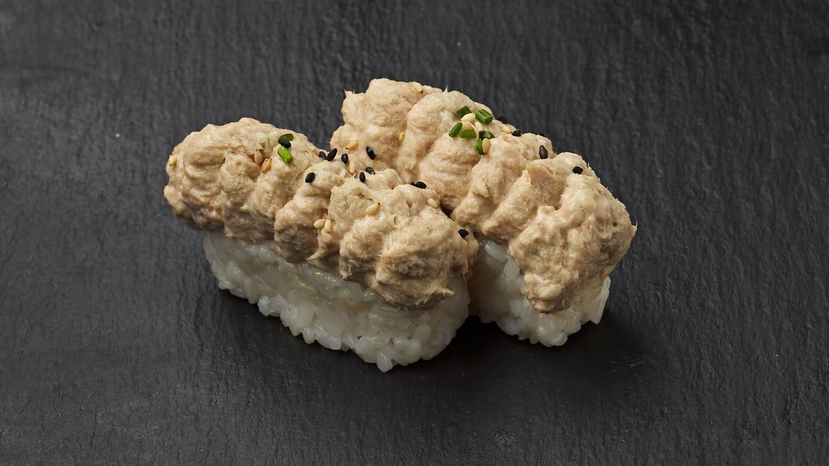 N7. Tonnikala-mayo nigiri 2 kpl