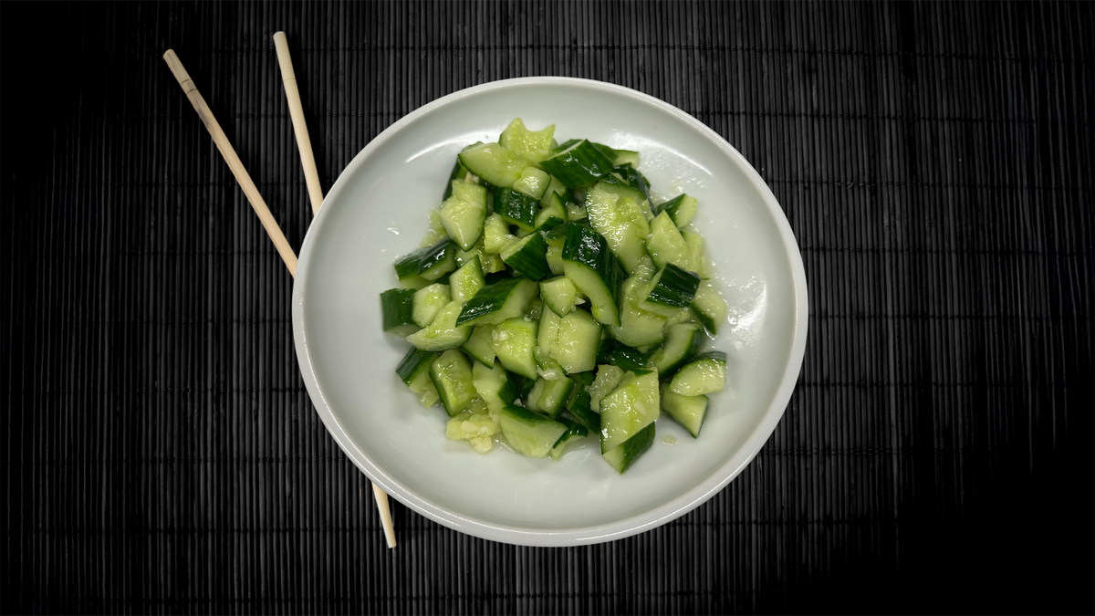 Mixed Cucumbers (Cold) / Sekoitetut Kurkut (Kylmä) / 凉拌黄瓜