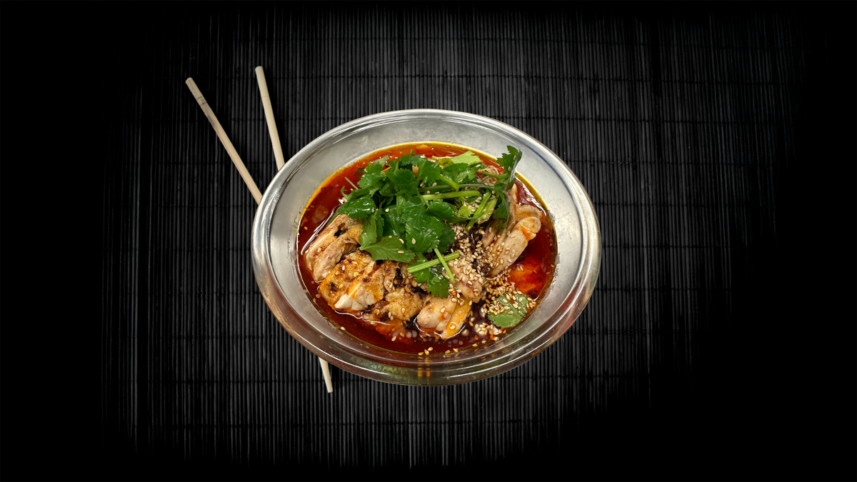 Chicken in Spicy Peanut Sauce / Kanaa Maapähkinä Chilikastikkeessa / 口水鸡🌶️🌶️