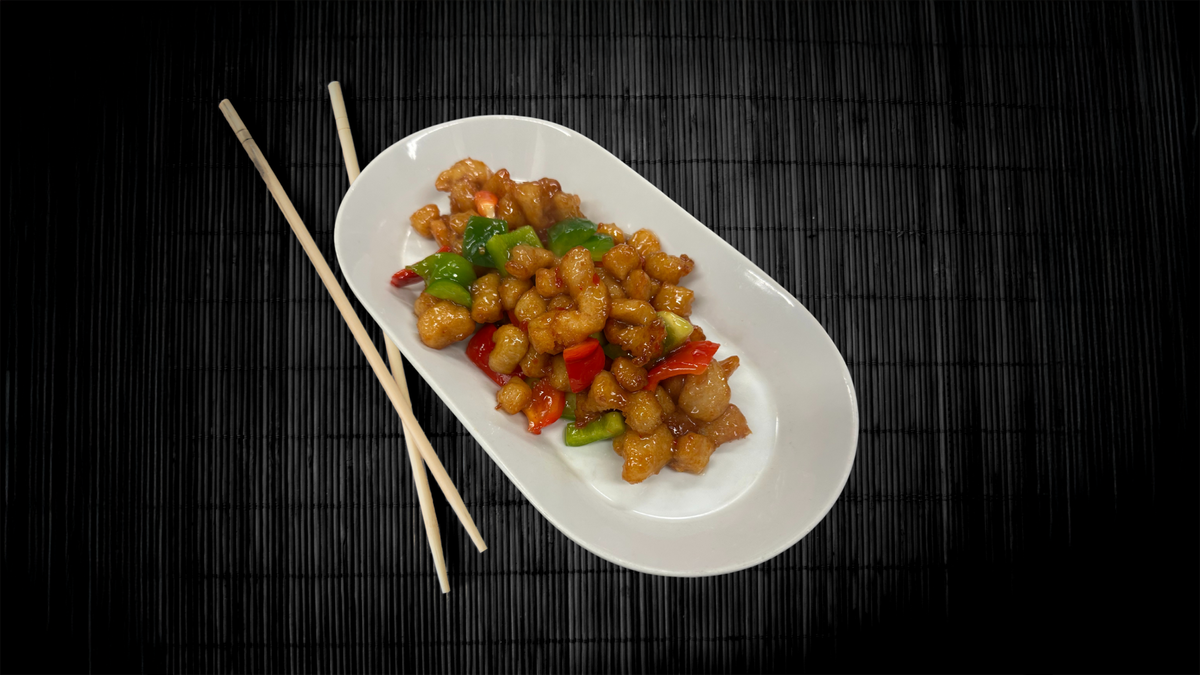 Chicken in Sweet Sour Sauce / Kanaa Hapanimeläkastikkeella / 香甜鸡丁