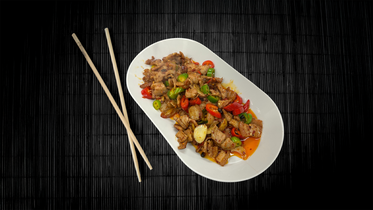 Fried Pork w/ Chili / Sianlihaa Chilillä🌶️🌶️🌶️/ 湘西小炒肉🌶️🌶️🌶️