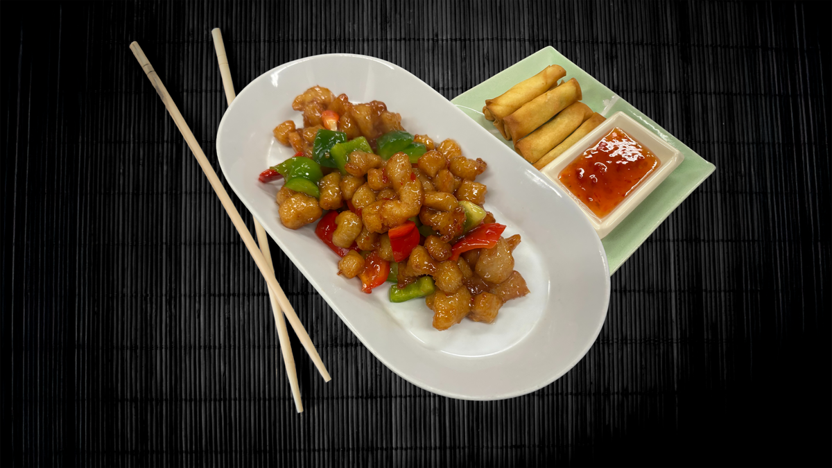Chicken in Sweet Sour Sauce Set Menu / Kanaa Hapanimeläkastikkeella Ateria