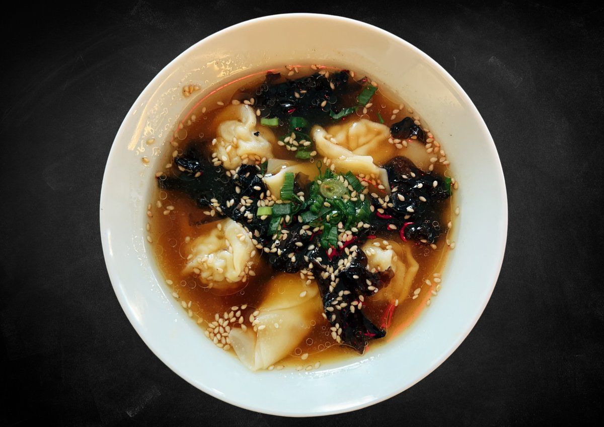 4. Wonton Soup / Wonton Keitto / 上海混沌 (8个)