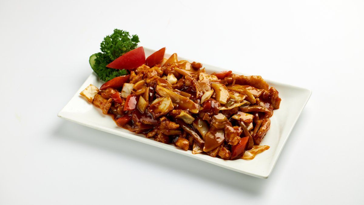 35. Szechuan kanaa chili- ja soijapapukastikkeessa