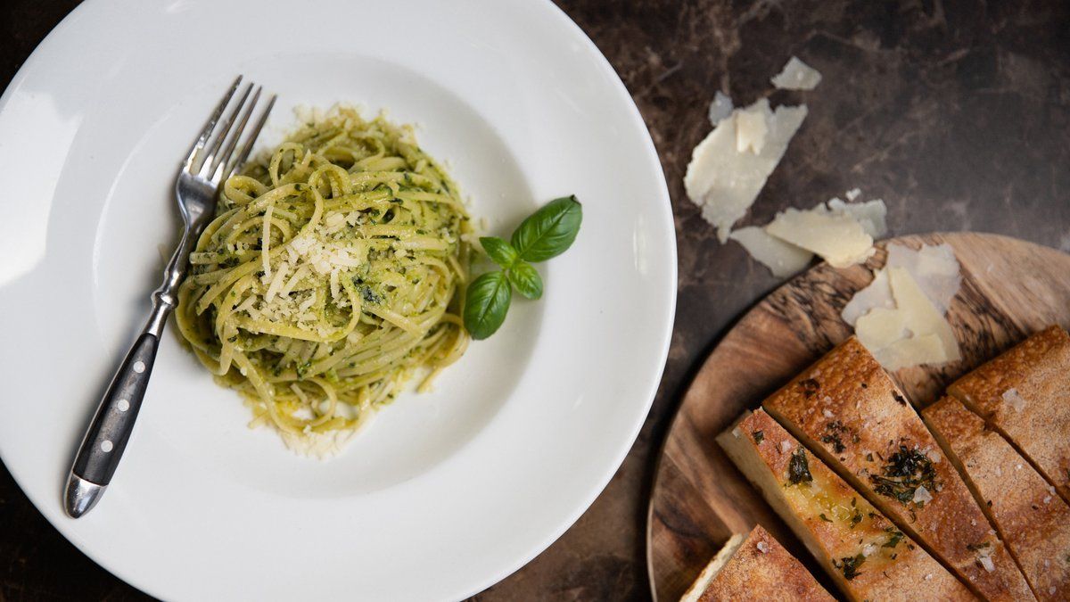 Linguine al pesto genovese