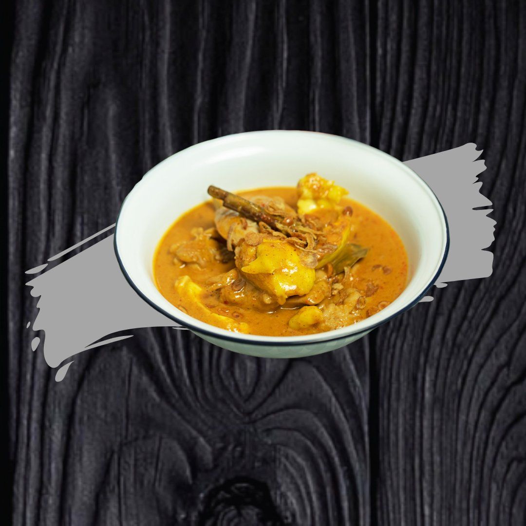 50. Gaeng Massaman & Roti vehnä leipää