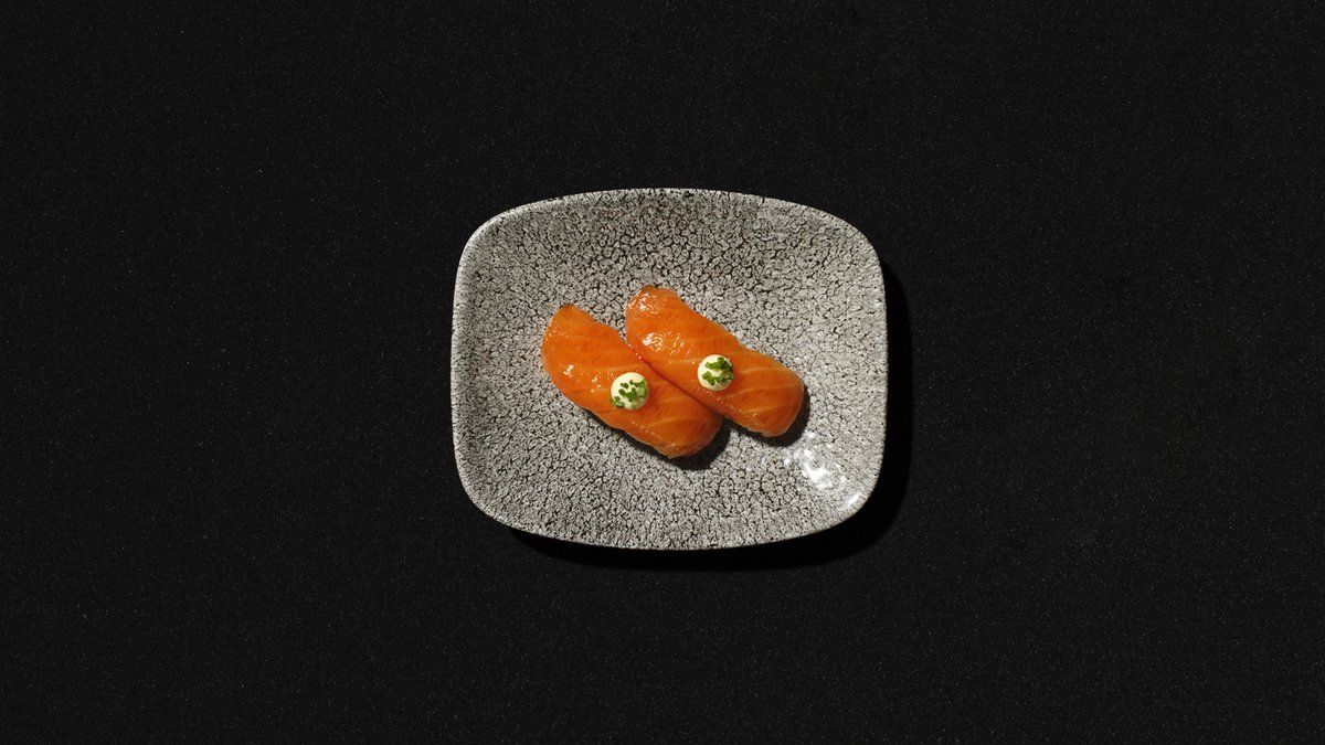 Teriyaki-lohi nigiri