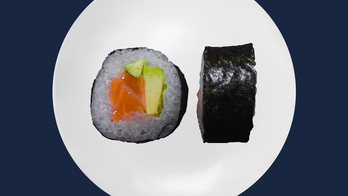 Salmon Avocado Maki (10pcs)