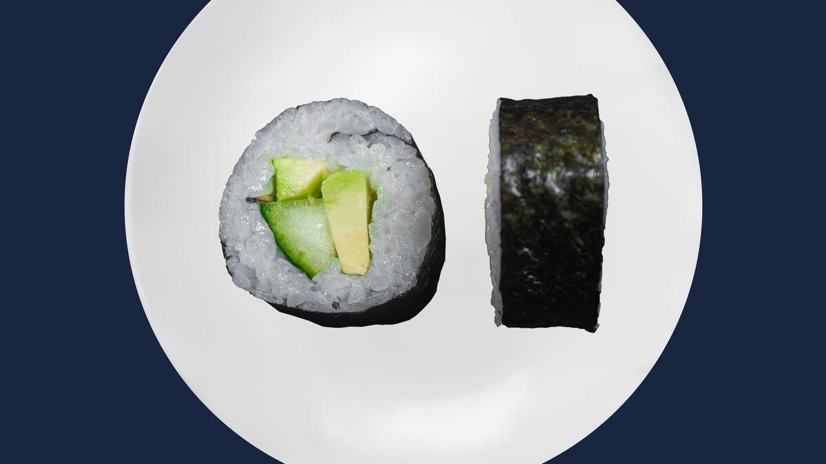 Avocado + Kurkku Maki (10pcs)