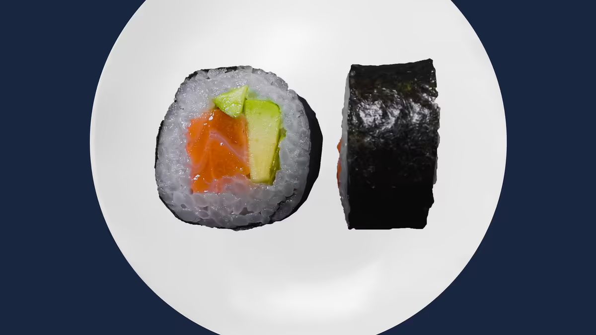 Grill Salmon Avocado Maki (10pcs)