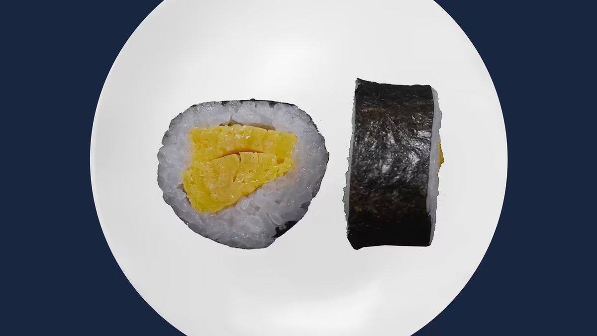 Tamago Maki (10pcs)