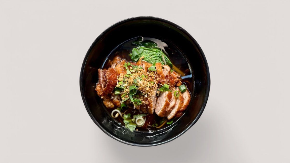 35.BA MEE PED YANG (egg noodles) (W)