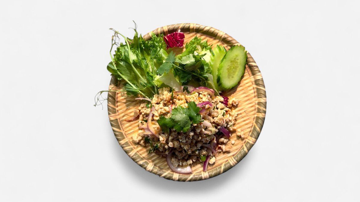 22. Larb Moo/Gai