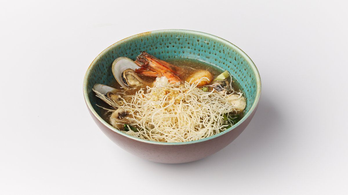 42. Rad Naa Mee Krob / Sen Yai