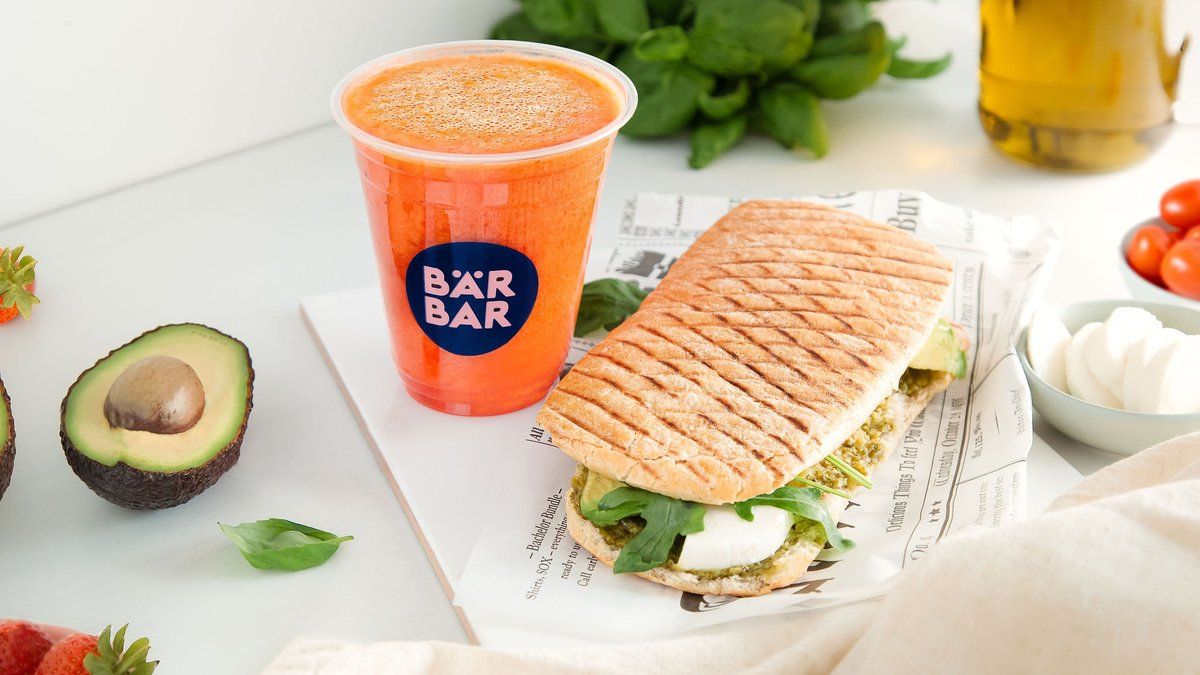Iso Pariloitu Sandwich + Smoothie