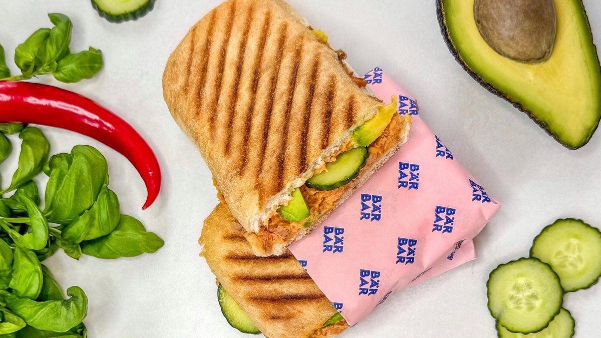 Medium Tuna Sandwich