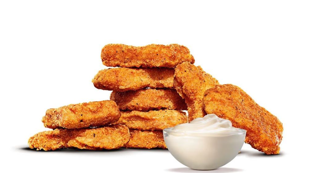 Chicken Nuggets 9kpl + dippi
